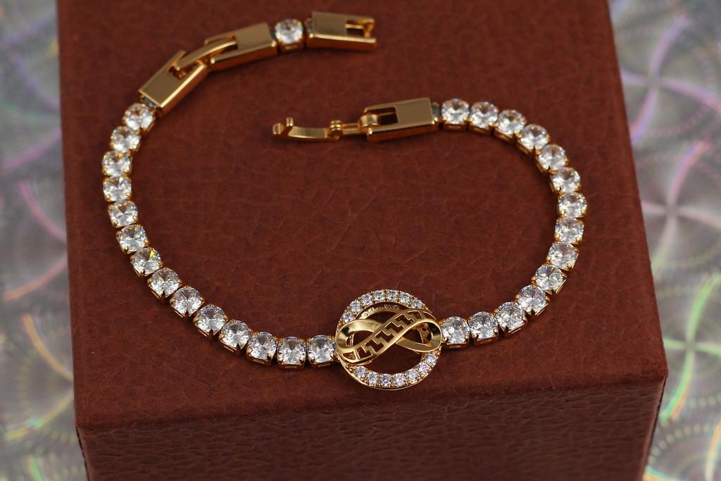 Браслет Xuping Jewelry Бесконечность с белыми фианитами 16,5 см Золотистый (1839247560)