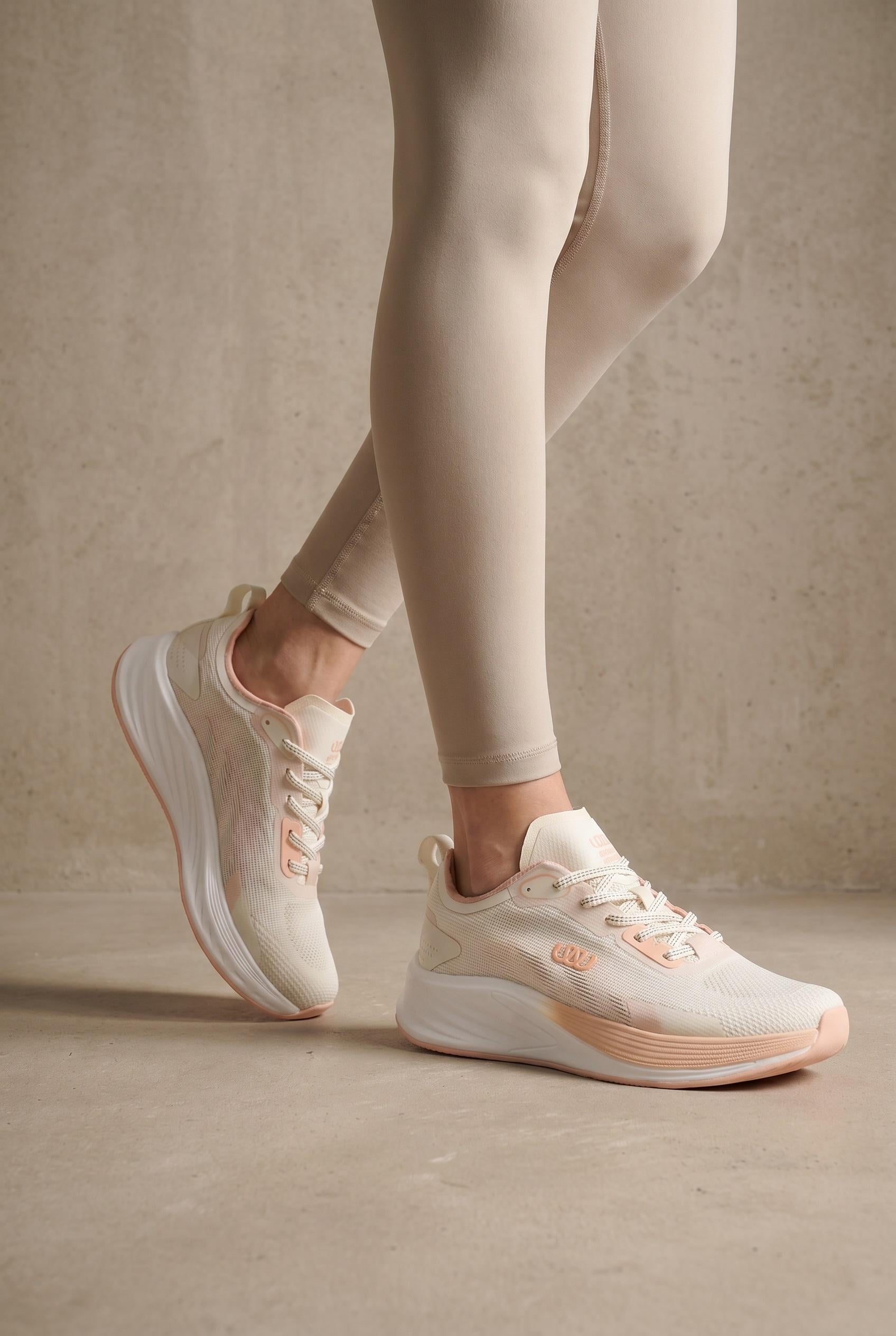 Кроссовки женские Where Uwear 350909 р. 38 Бежевый (350909_38)