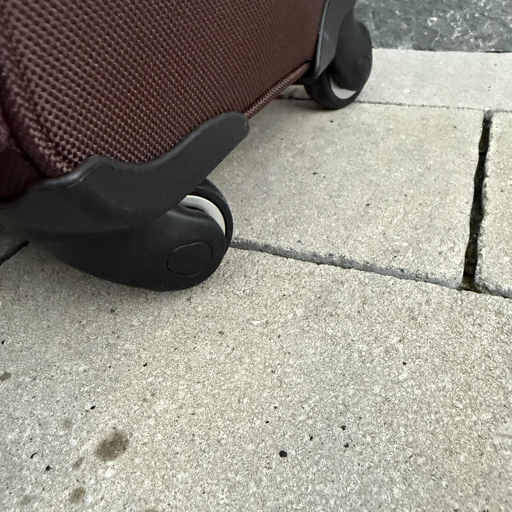 Валіза тканинна Wings 1708 на 4 колесах L Коричневий (30485125) - фото 7