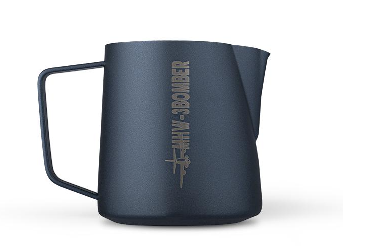 Питчер с ручкой для молока MHW-3BOMBER 5.0 600 мл Prussian Blue (P5015MB) - фото 1