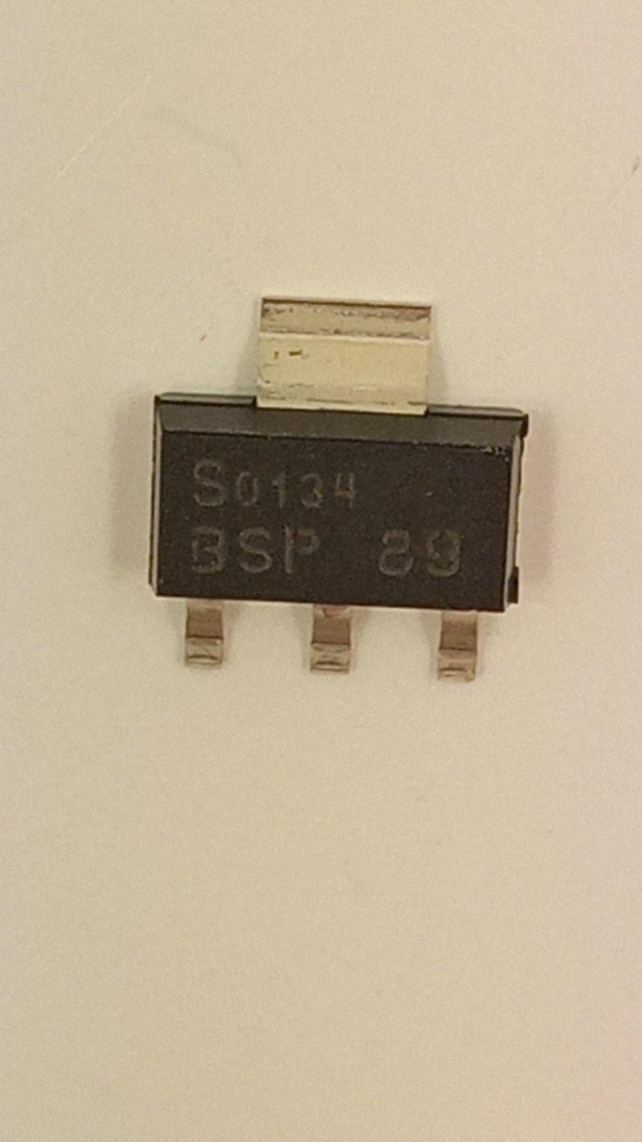 Транзистор BSP89E6327 n-channel 0,35 A 240V SOT223 (10537)