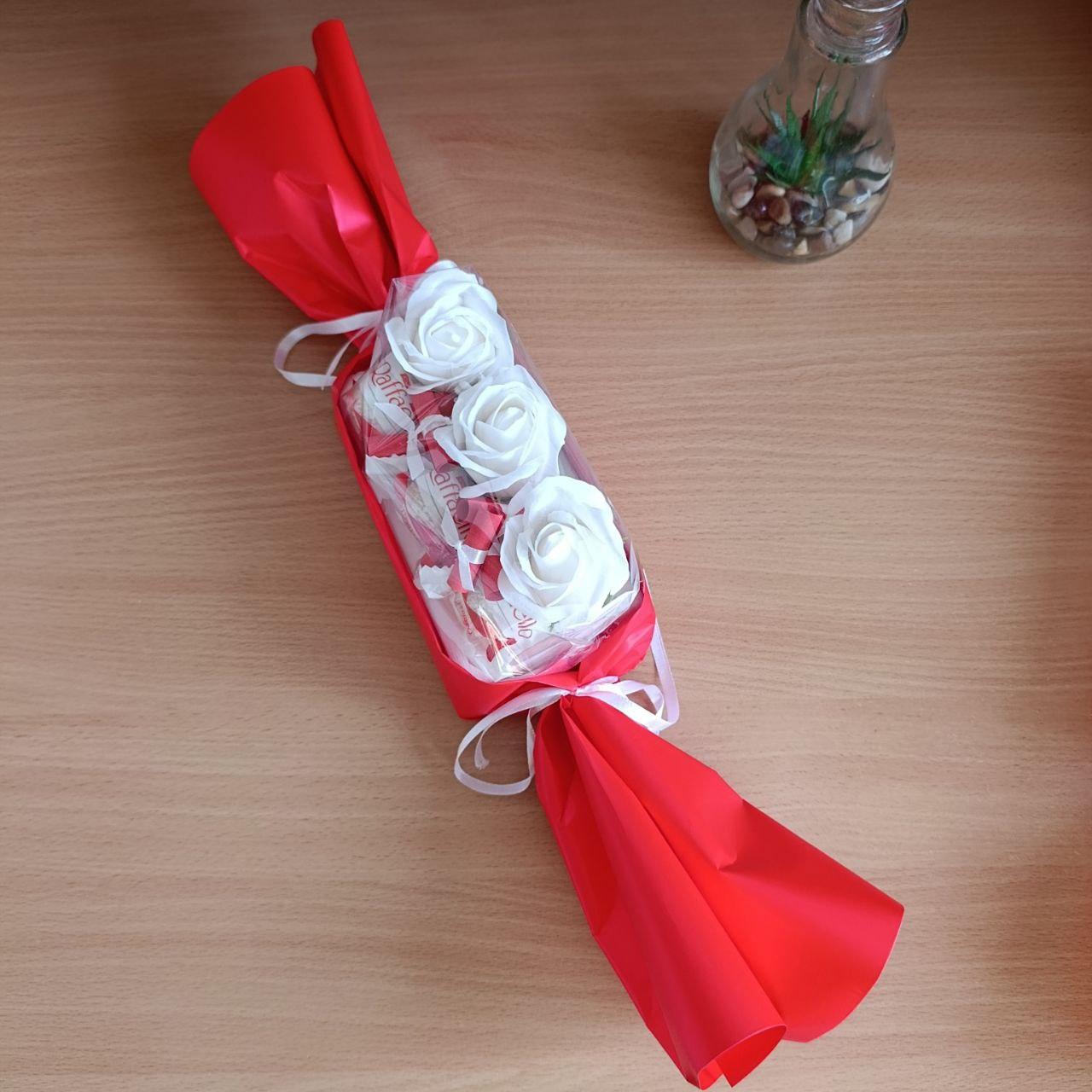 Набор с конфетами розами и 11 причинами почему я тебя любю на день влюбленных/8 марта/день рождения (ar195)