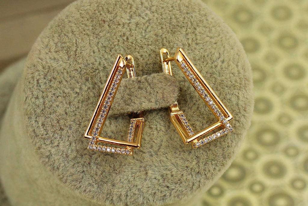 Серьги Xuping Jewelry Треугольник Модерн Золотистый (34204047)