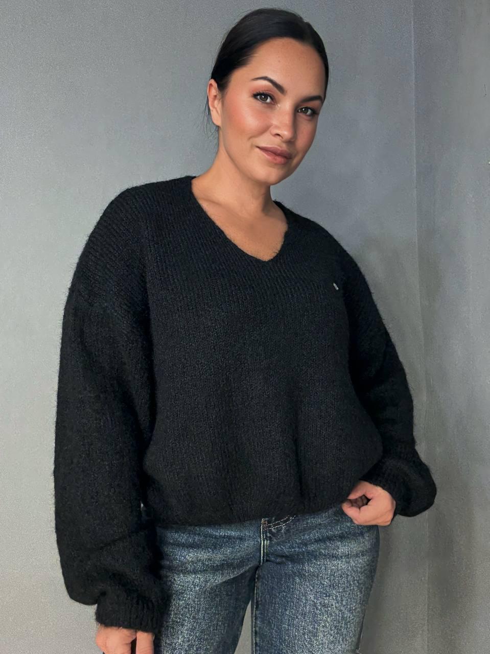 Светр жіночий A-N 08-1 з вовною виріз мис OS Чорний (5468) - фото 7