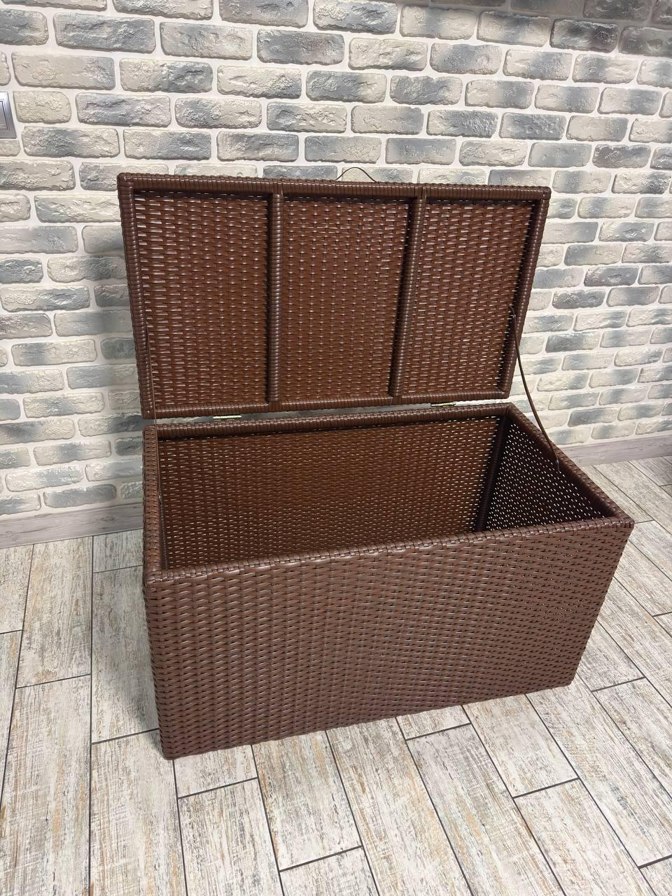 Сундук плетеный из искусственного ротанга (1458619)