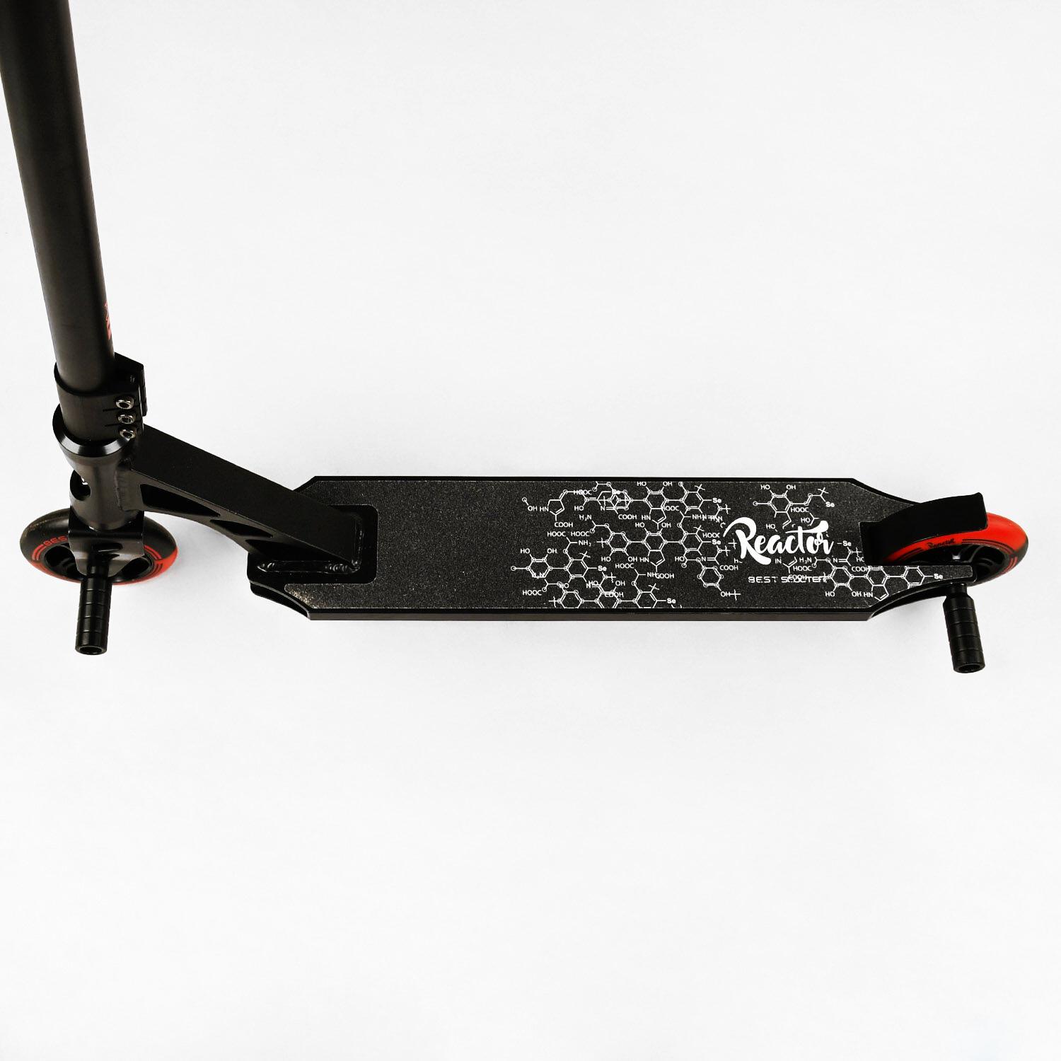 Самокат трюковый Reactor Hic-система пеги алюминиевый диск/дека колеса PU Black/Red (112772) - фото 6 Самокат трюковый Reactor Hic-система пеги алюминиевый диск/дека колеса PU Black/Red (112772) - фото 6