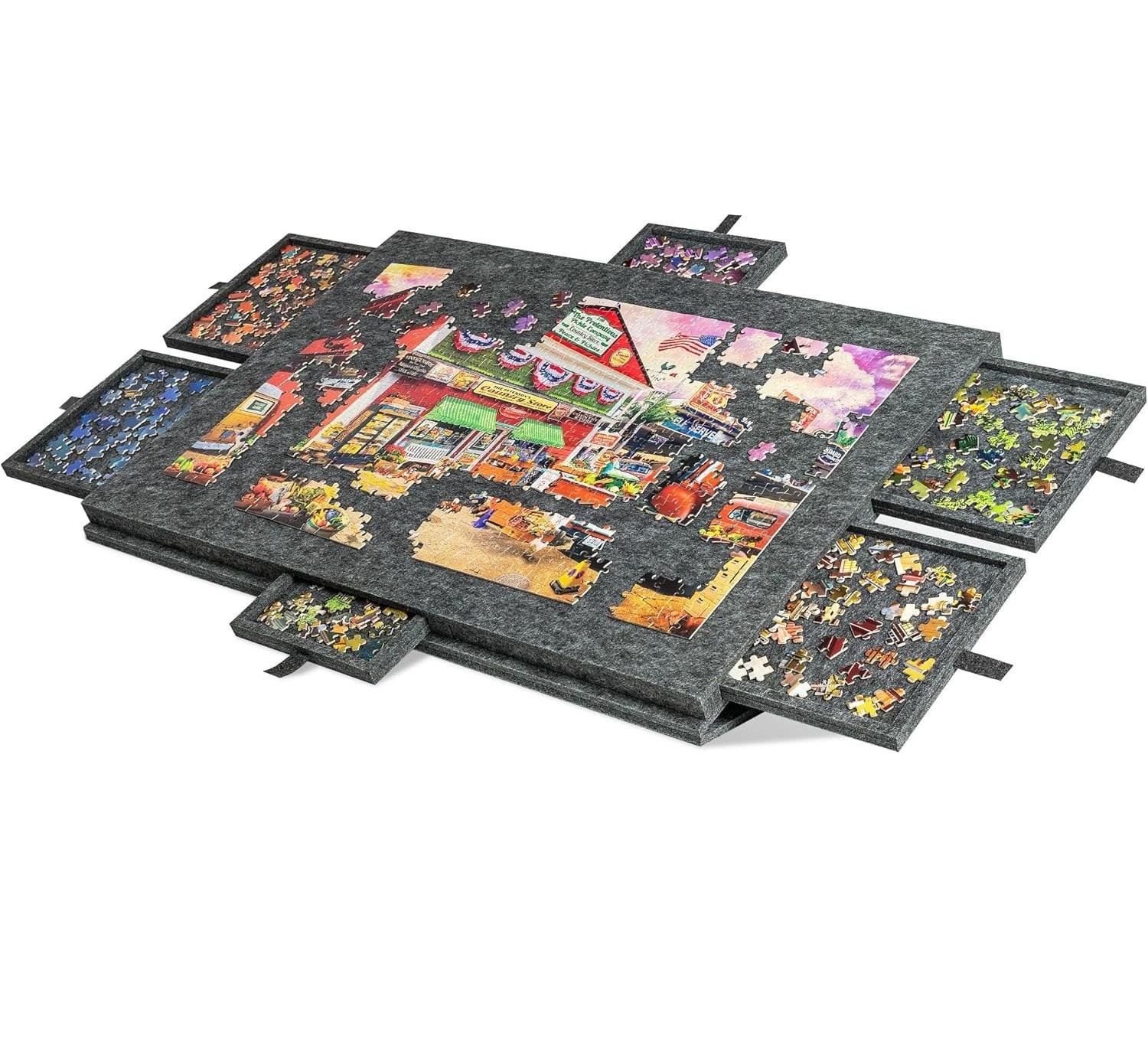 Стол-доска для пазлов 2в1 из фетра с крышкой и 6 ящиками до 1000 эл. 77 см Серый (26457406) Стол-доска для пазлов 2в1 из фетра с крышкой и 6 ящиками до 1000 эл. 77 см Серый (26457406)