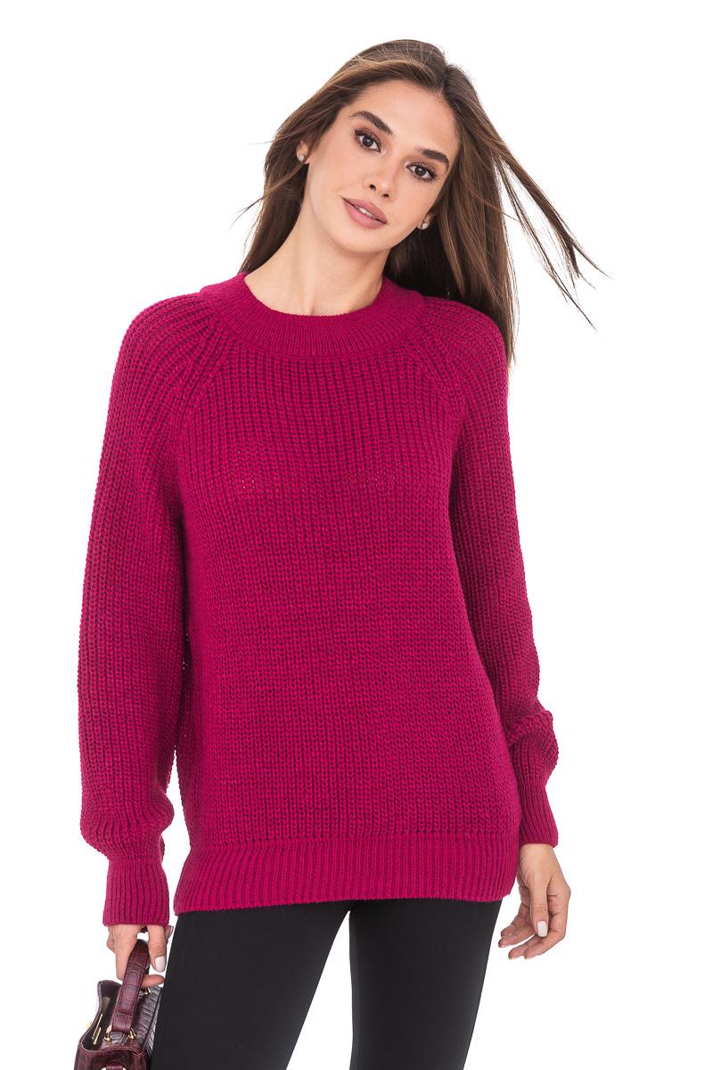 Свитер женский свободный крупной вязки SVTR р. 48-52 Малиновый (472) - фото 3