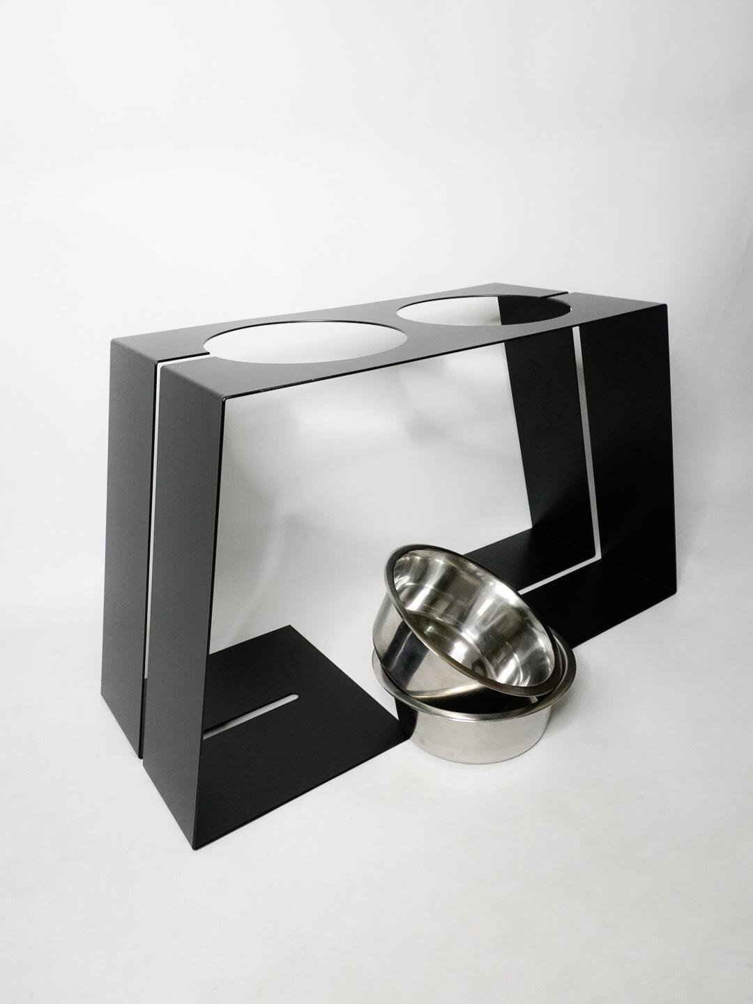 Кормушка Bestmeal подставка для собак больших пород на 2 миски металл 403 мм 1,8 л Черный (1024012с) - фото 2 Кормушка Bestmeal подставка для собак больших пород на 2 миски металл 403 мм 1,8 л Черный (1024012с) - фото 2