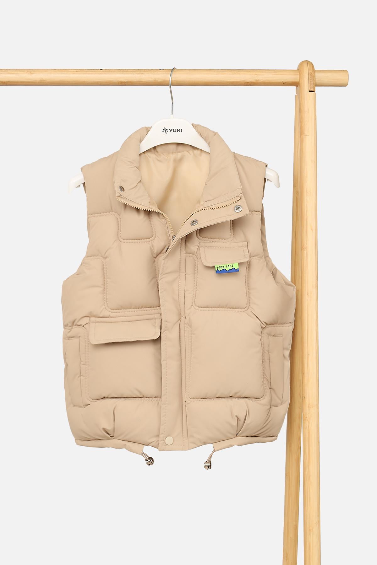 Жилет утепленный для девочки 158 см Бежевый (SKT001052136)