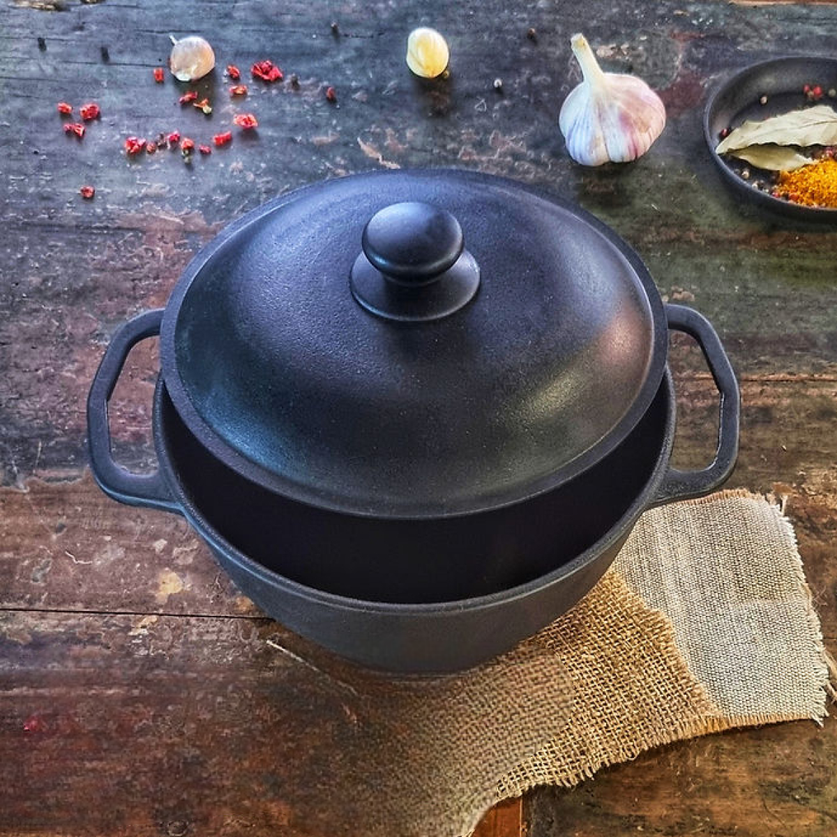 Котелок чугунный Maysternya с алюминиевой крышкой 3 л (Т402С2)