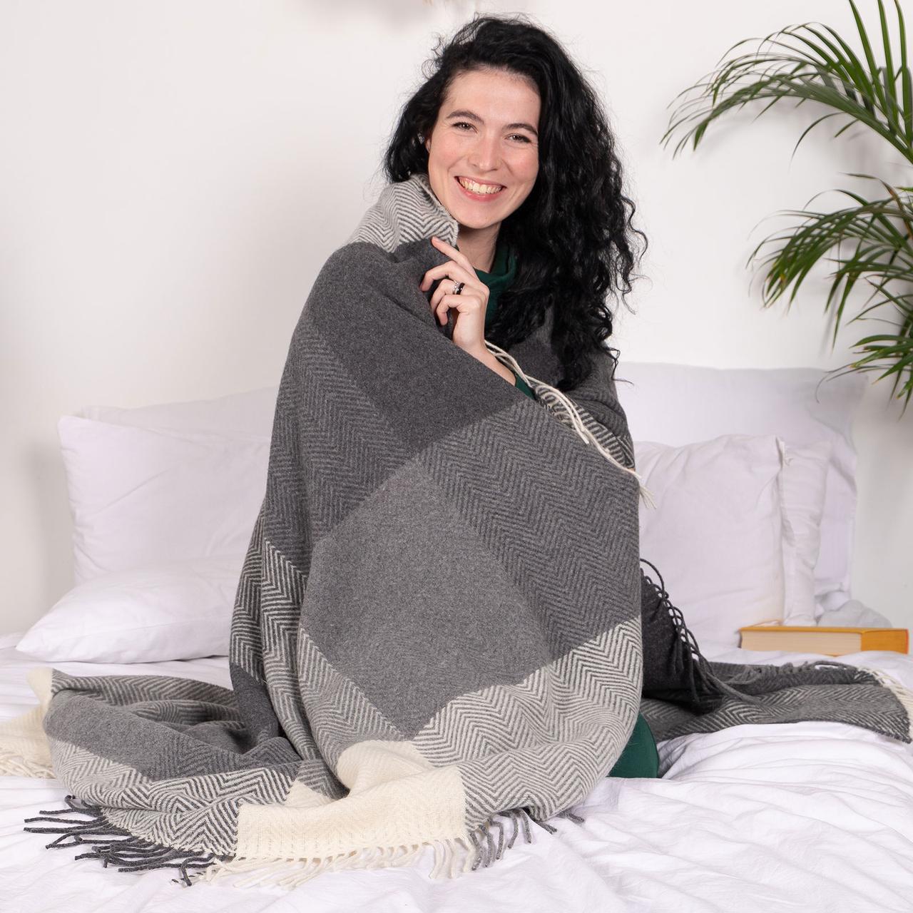 Плед шерстяной Love You Клетка 140x200 см (4502) - фото 5 Плед шерстяной Love You Клетка 140x200 см (4502) - фото 5