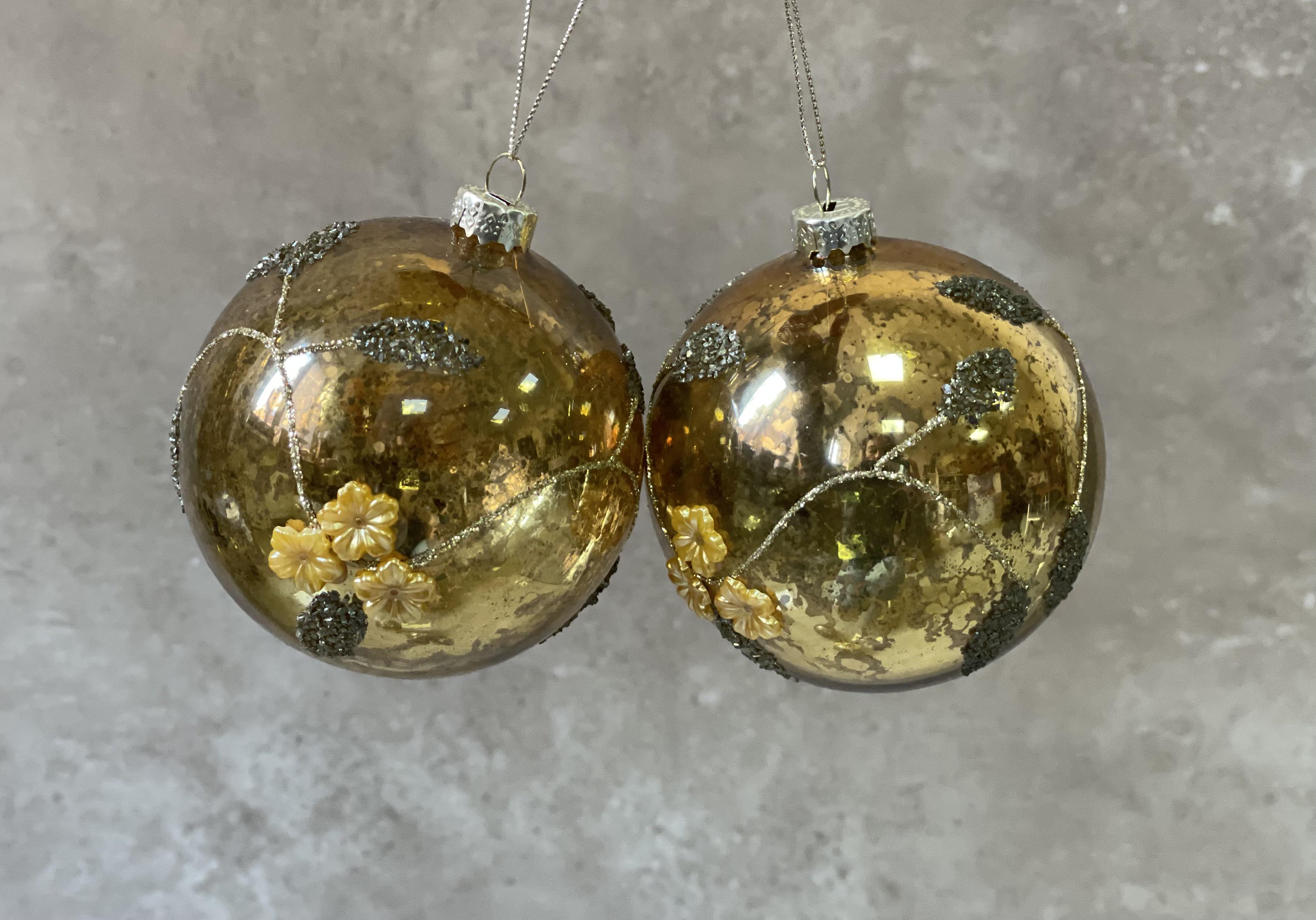 Елочные стеклянные шары с цветами J-LINE набор из двух шаров 8 см Золотой