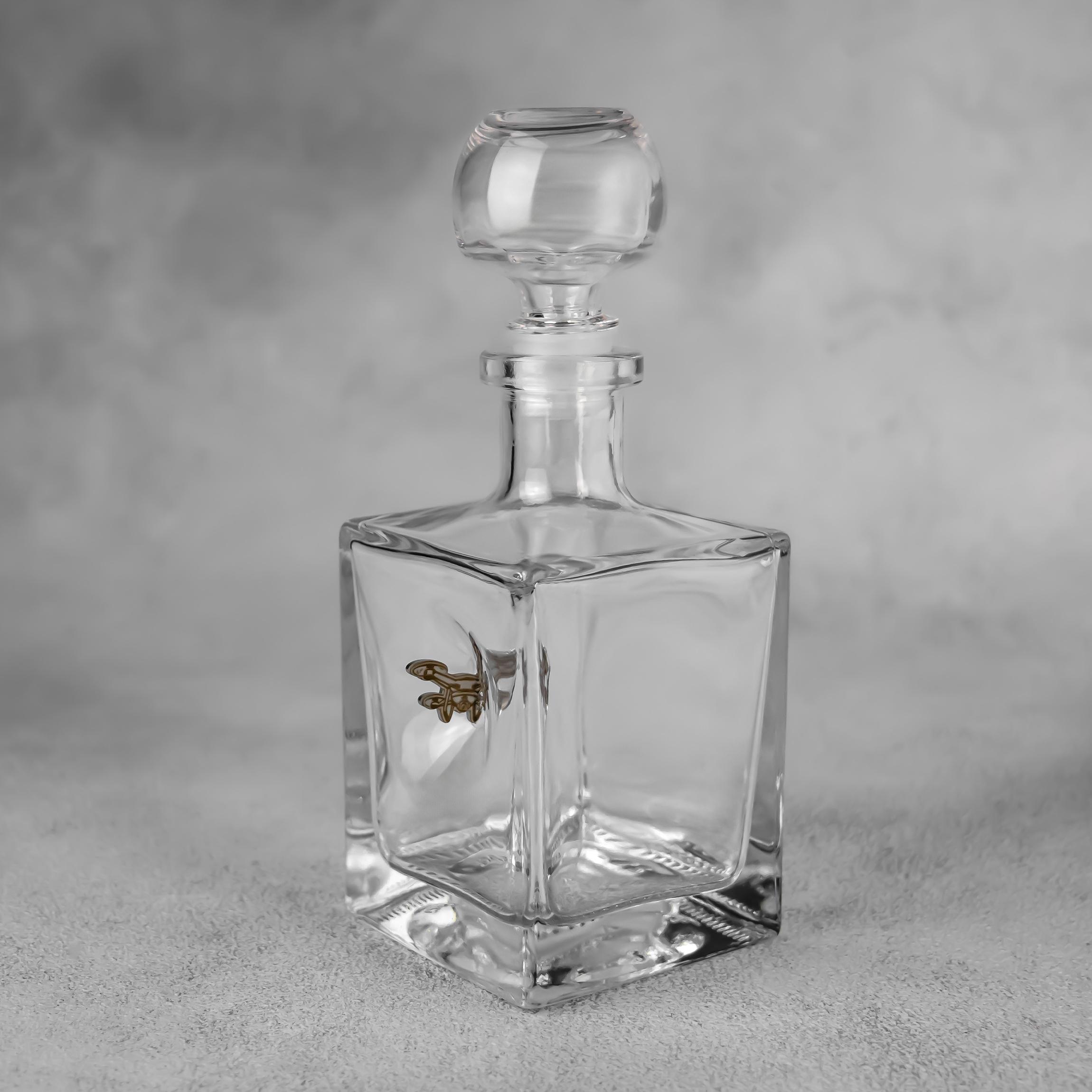 Графин VSKLO з дроном (26296292)