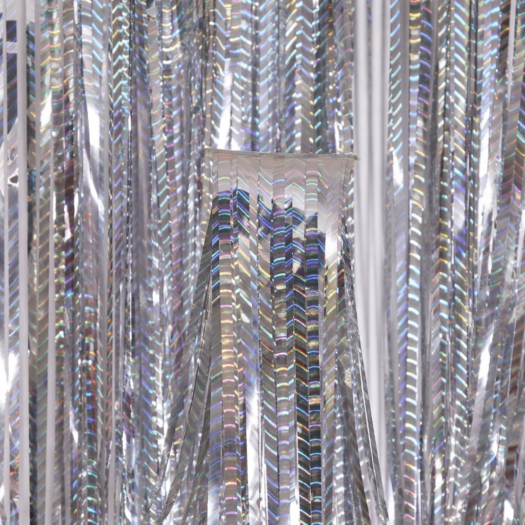 Дождик для фотозоны с блестящей голограммой 2x1 м Серебристый (Г6000)