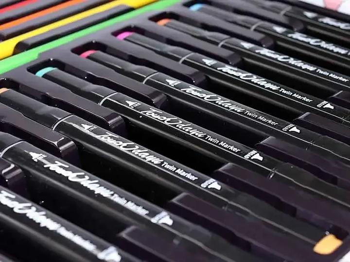 Набір для творчості дитячий художній в алюмінієвій валізі на 68 предметів для малювання - фото 7 Набір для творчості дитячий художній в алюмінієвій валізі на 68 предметів для малювання - фото 7