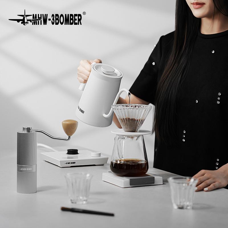 Подарунковий набір бариста MHW-3BOMBER Assassin M1 Drip Coffee Set 9в1 Білий (CS7007W-OS) - фото 7 Подарунковий набір бариста MHW-3BOMBER Assassin M1 Drip Coffee Set 9в1 Білий (CS7007W-OS) - фото 7