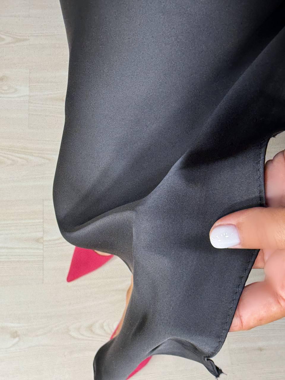 Спідниця жіноча Gritana 230 атласна королівський шовк з розрізом на резинці M Чорний (5027) - фото 6