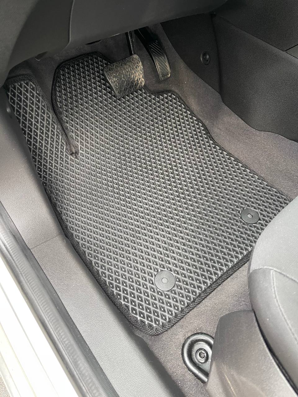 Автоковрики в салон EVA для Ford Fiesta 2018+ usa (2073126312)