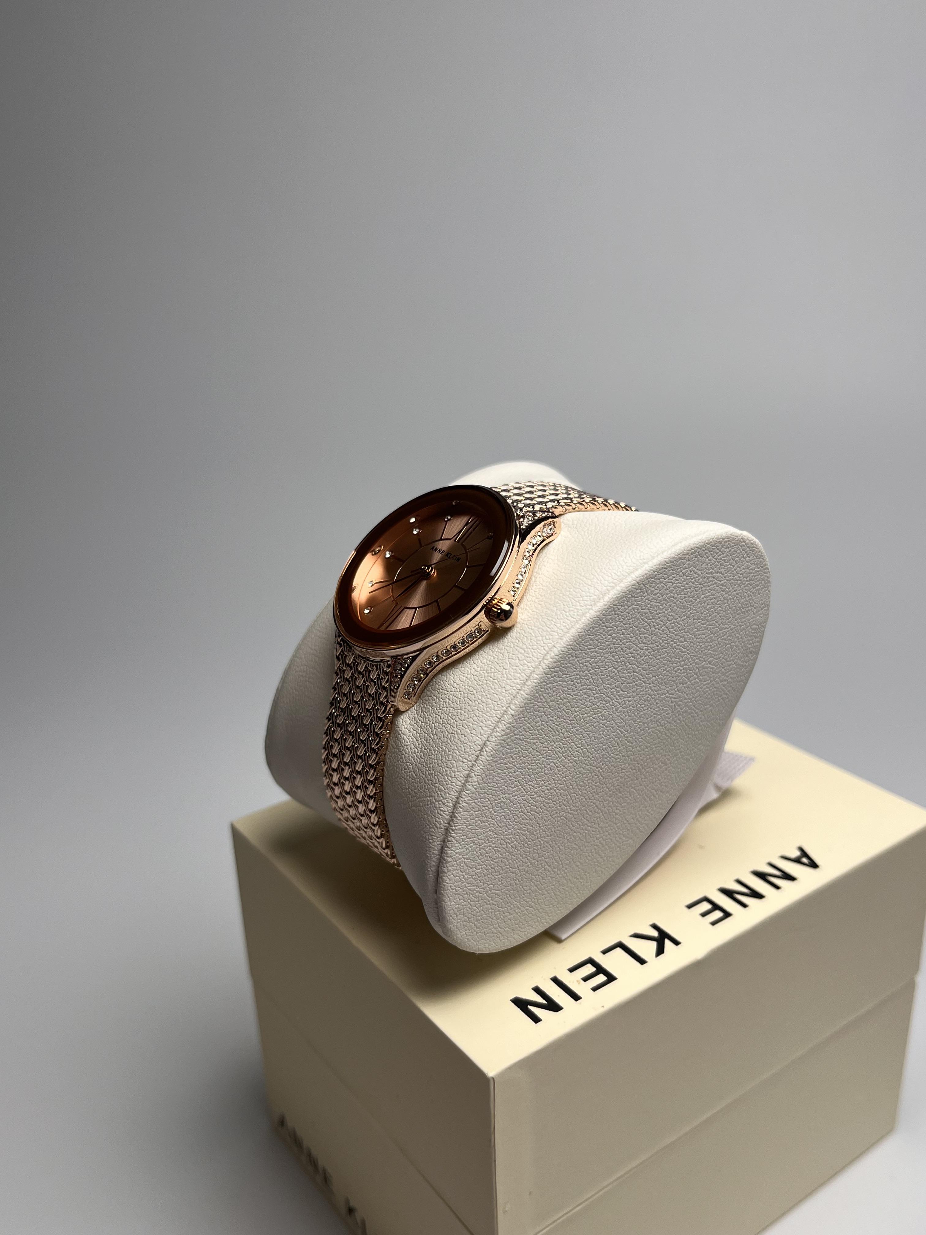 Наручные часы женские Anne Klein AK/2208RGRG (23809575) - фото 4 Наручные часы женские Anne Klein AK/2208RGRG (23809575) - фото 4