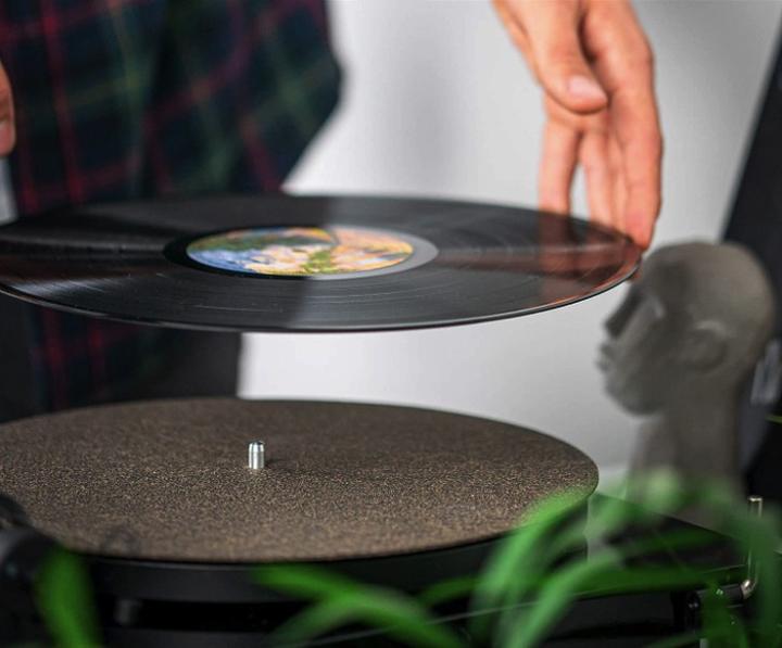 Килимок для вінілового програвача з пробкового дерева Dark - фото 3 Килимок для вінілового програвача з пробкового дерева Dark - фото 3