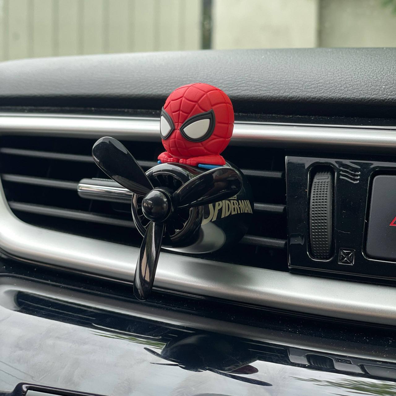 Ароматизатор автомобильный Marvel Человек-Паук на решетку обдува - фото 2 Ароматизатор автомобильный Marvel Человек-Паук на решетку обдува - фото 2