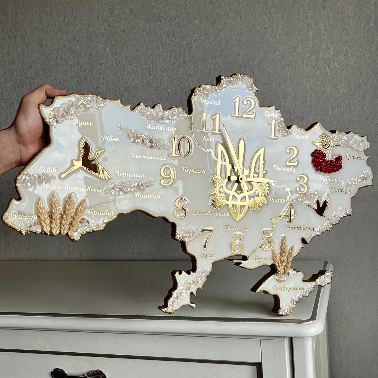 Часы настенные из эпоксидной смолы Карта Украины 60х38 см