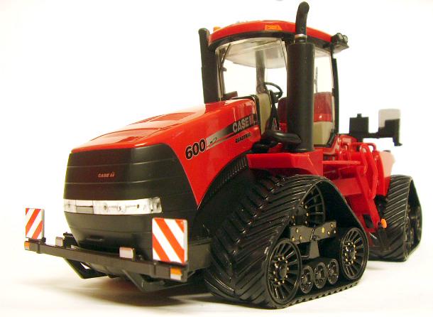 Іграшка трактор Case IH 600 4WD Steiger Quadtrac модель 1:32 42552