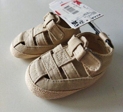 Пінетки дитячі Kiabi на 3-6 місяці