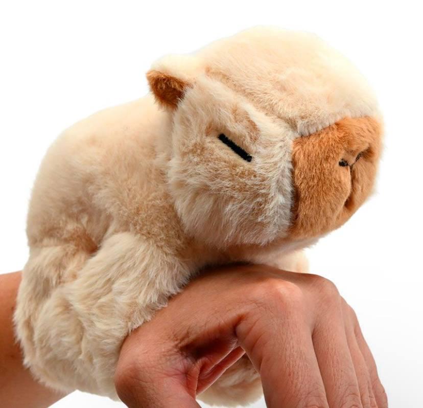 Мягкая игрушка Капибара браслет на руку 19 см Бежевый (018064dd)