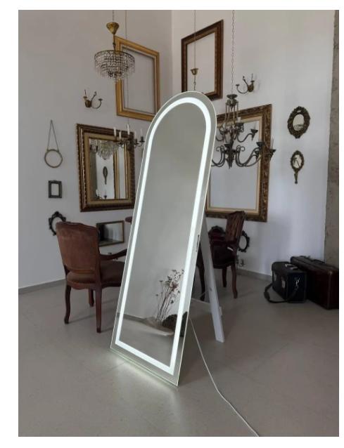 Підлогове дзеркало з підсвіткою LED арочне овальне без рами на ніжці 1800х700 мм Білий (29452126)