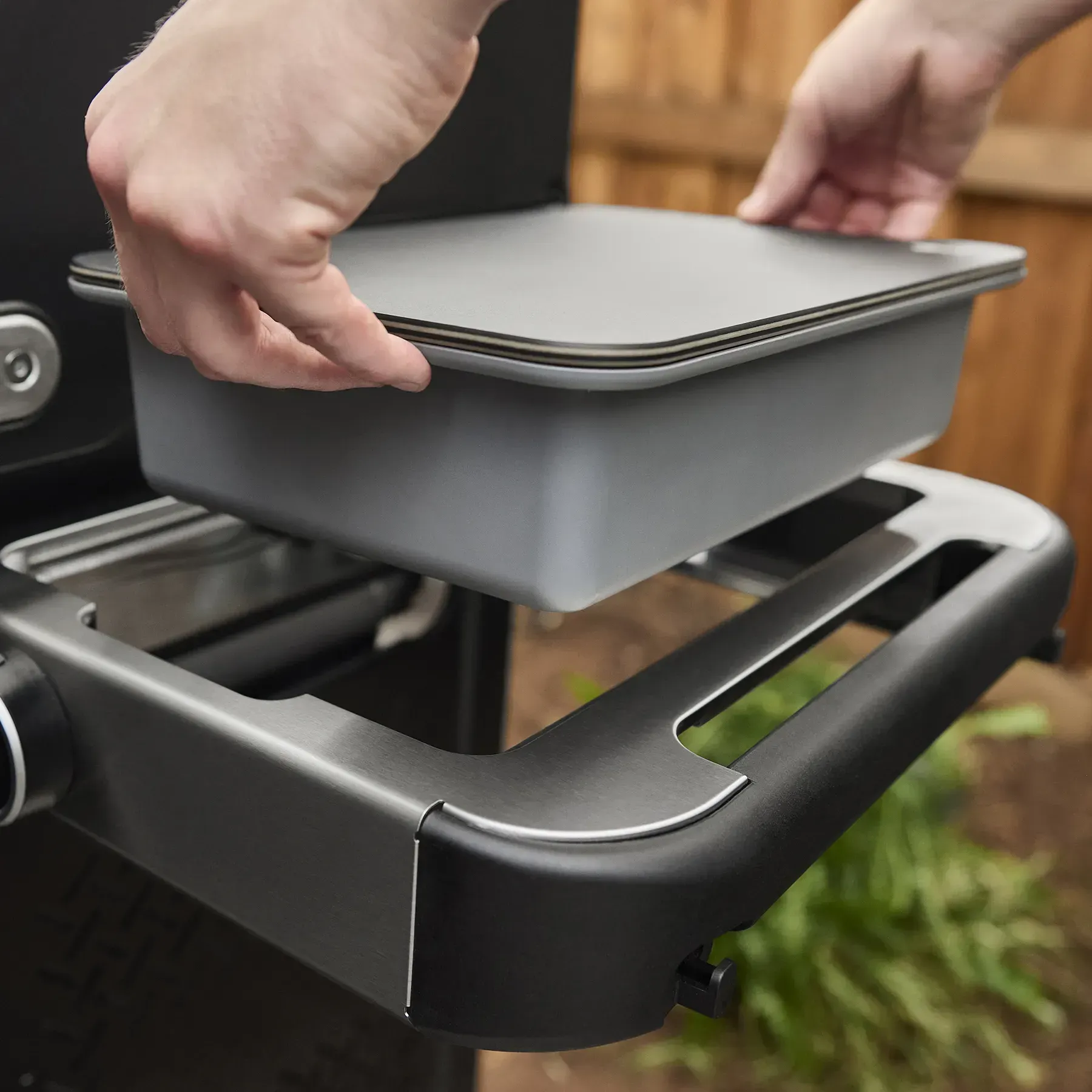 Гриль газовый Weber Genesis E-435 (1501318) - фото 7 Гриль газовый Weber Genesis E-435 (1501318) - фото 7