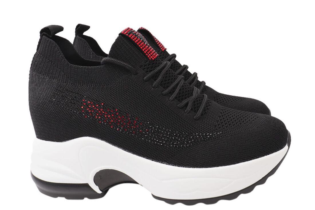 Кросівки жіночі Vikonty з текстилю на платформі р. 38 Чорний (255-21DKH) Кросівки жіночі Vikonty з текстилю на платформі р. 38 Чорний (255-21DKH)