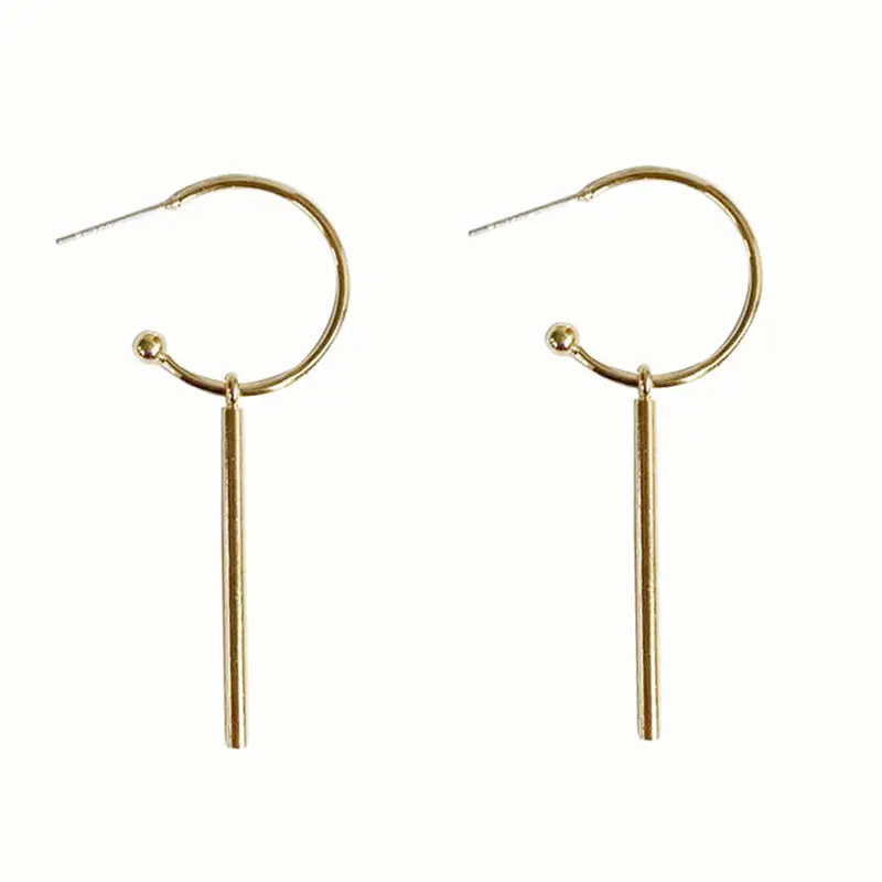 Сережки довгі прямі гвоздики висячі пара Золотистий (70346) Сережки довгі прямі гвоздики висячі пара Золотистий (70346)