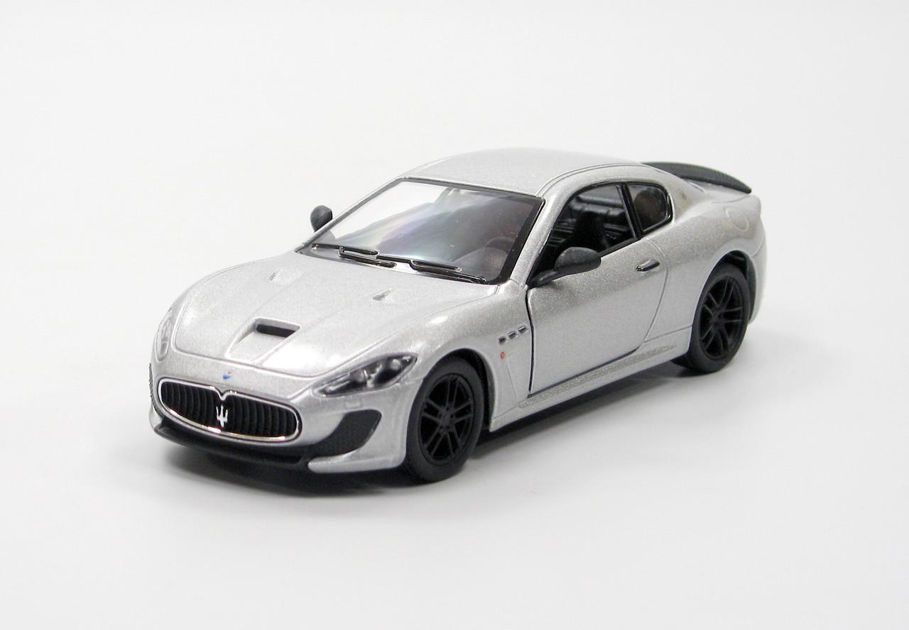 Машинка Kinsmart металева KT5395W Maserati GranTurismo MC Stradale 2016 (KT5395W Silver)