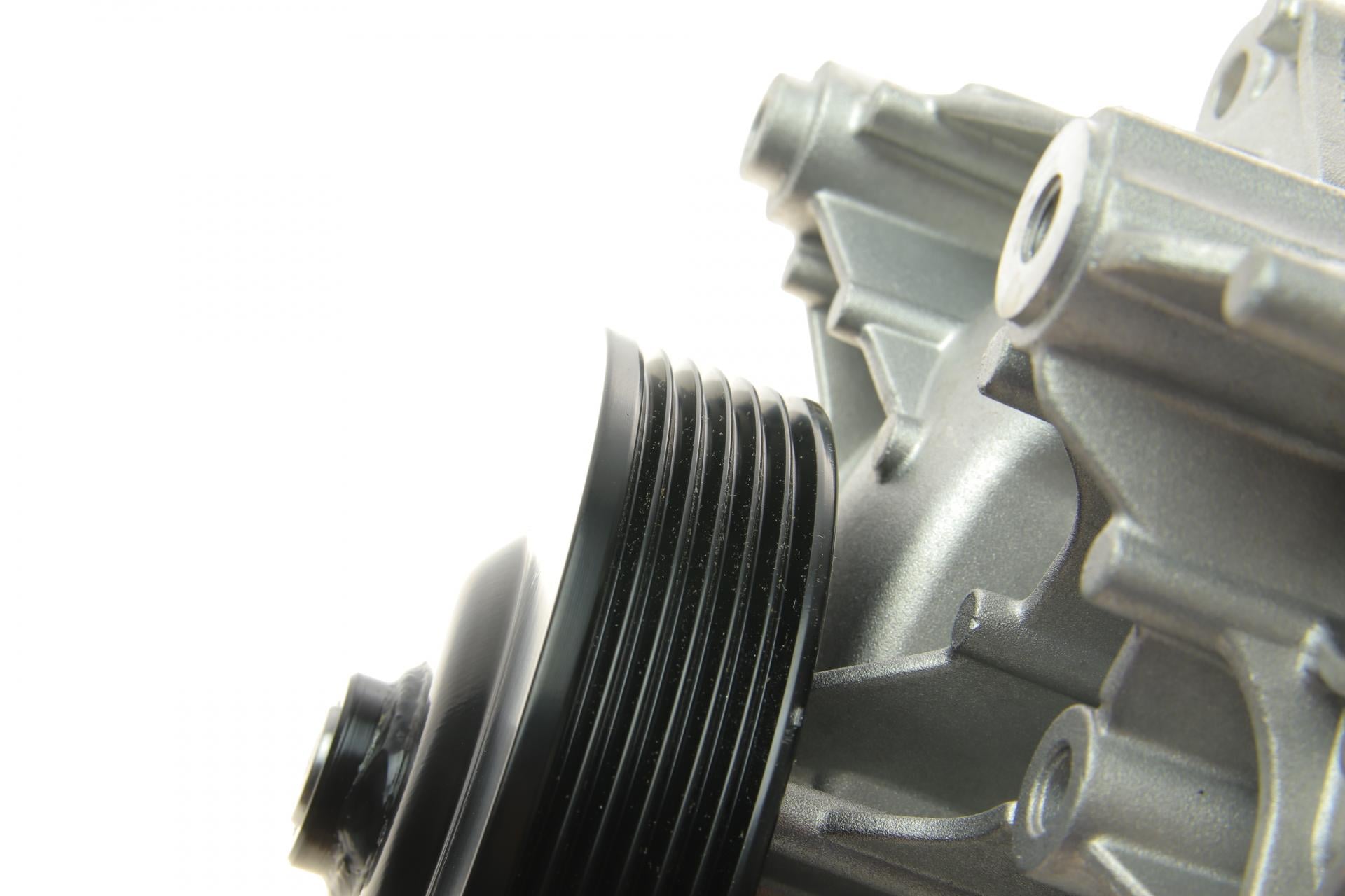 Помпа води Graf Mercedes E-class W211/W212/S-class W221/GL-class X164 5.5 05- R/B5 лоп. 6 кан PA1029