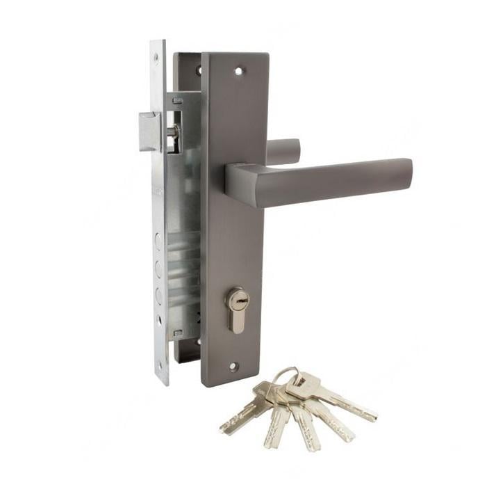 Комплект Avers врезной замок 2800-CR/ручки HP-85.101-GRF/цилиндр YM-70-C-NI Графит матовый (303841E) - фото 1 Комплект Avers врезной замок 2800-CR/ручки HP-85.101-GRF/цилиндр YM-70-C-NI Графит матовый (303841E) - фото 1