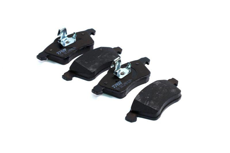 Тормозные колодки дисковые TRW Engine Components для Volkswagen t4 70xb 70xc 7db 7dw передние (GDB1282)