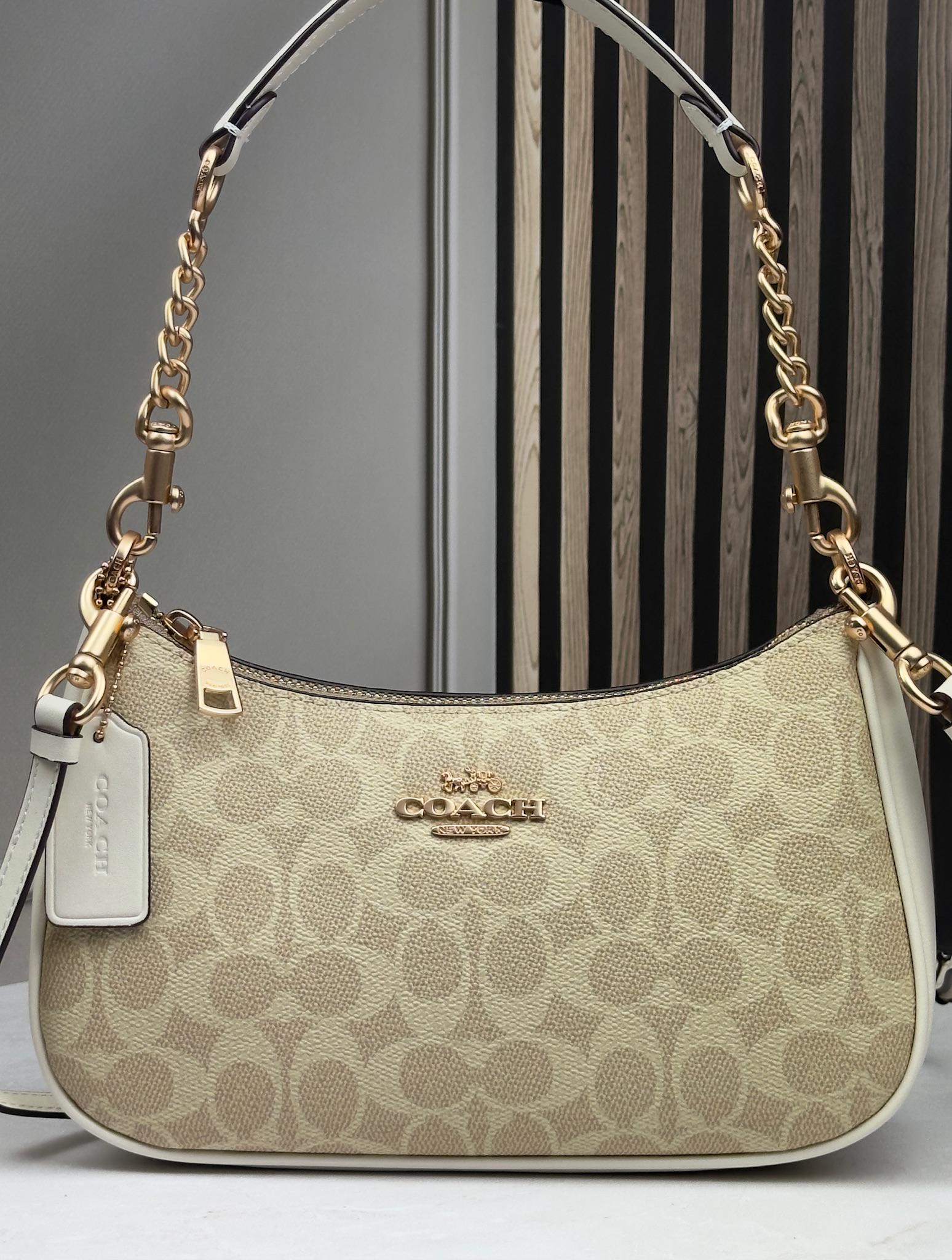Сумка женская Coach Teri Shoulder Bag Signature Canvas Багет Белый