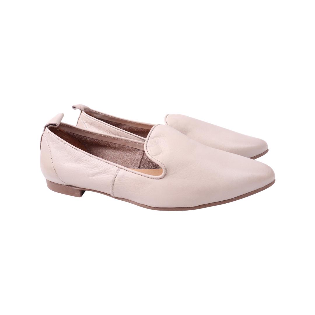 Туфли женские Bueno из кожи р. 39 Бежевый (254-21DTC) Туфли женские Bueno из кожи р. 39 Бежевый (254-21DTC)