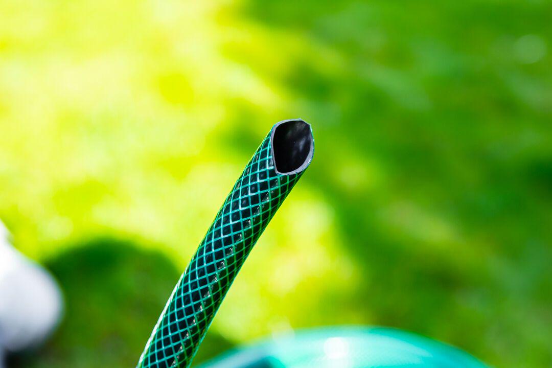 Садовый шланг Verto Эконом 15G801 1/2" 30 м (22326) - фото 3