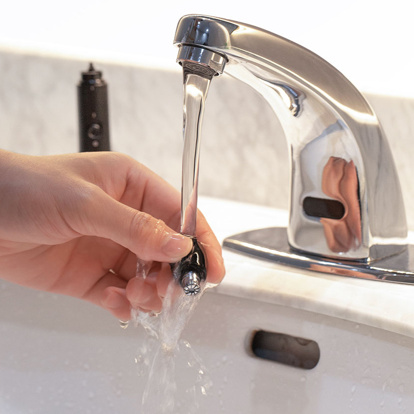 Триммер для носа ShowSee Nose Hair Trimmer C1-BK беспроводной со съемной плавающей головкой Black (001067) - фото 6 Триммер для носа ShowSee Nose Hair Trimmer C1-BK беспроводной со съемной плавающей головкой Black (001067) - фото 6