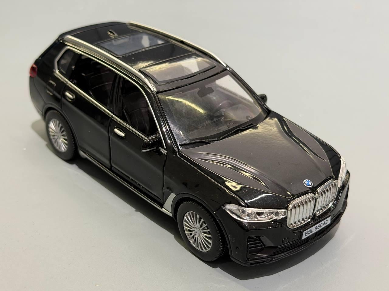 Машинка АвтоМир BMW X7 Series металл 1:32 резиновые колеса 16 см Черный (AP-1997)