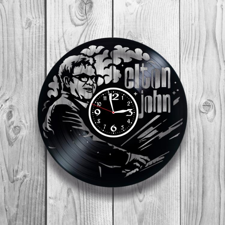 Годинник настінний Елтон Джон 0407 з вінилової платівки