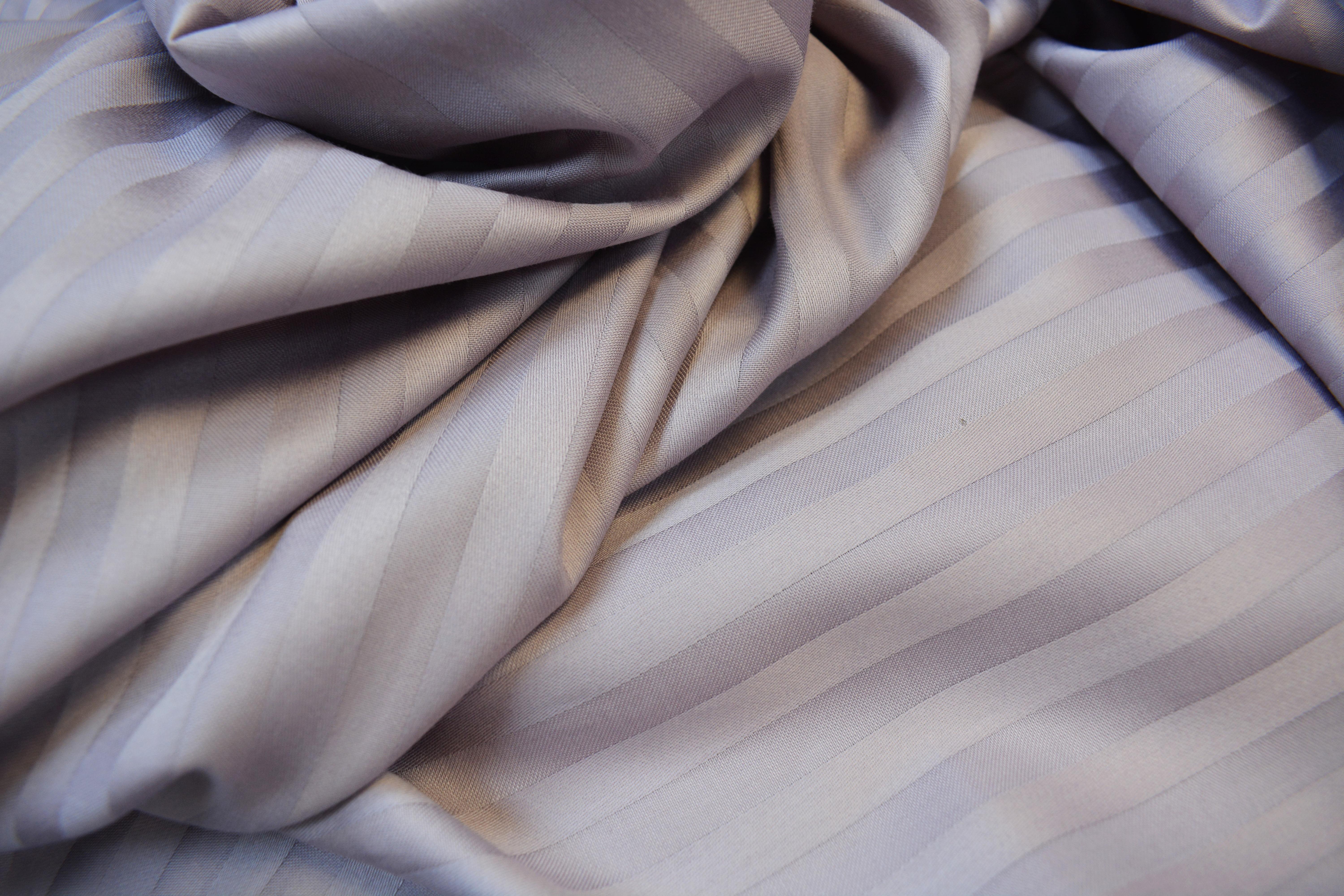 Простынь на резинке Чарівна ніч сатин страйп 140x200x25 см Лиловый - фото 3 Простынь на резинке Чарівна ніч сатин страйп 140x200x25 см Лиловый - фото 3