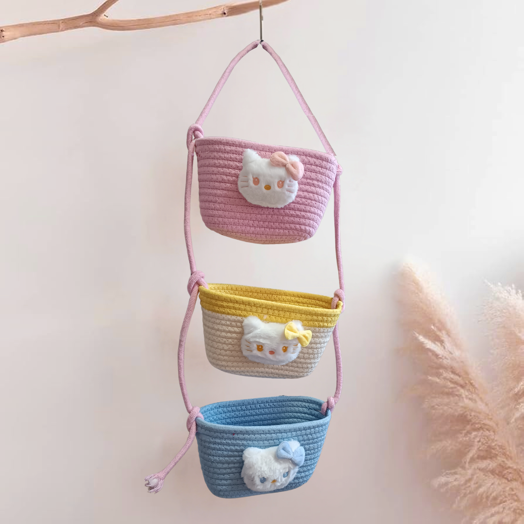 Органайзер навесной Котики плетеный для хранения игрушек и аксессуаров в детскую комнату