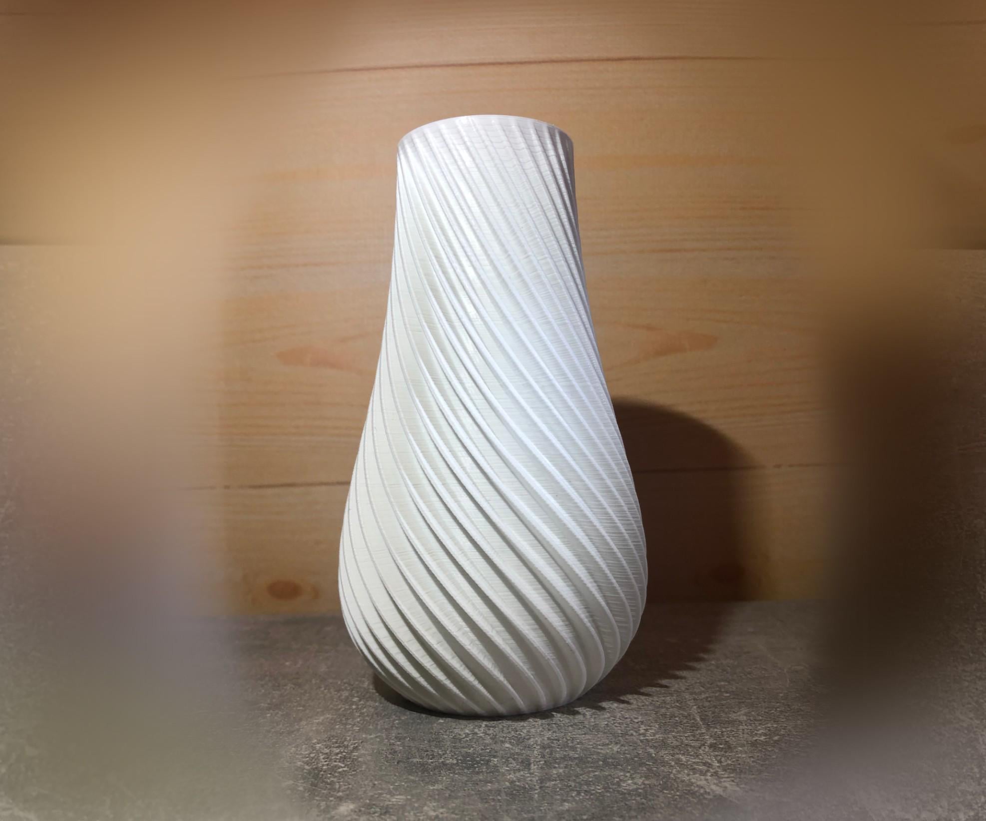 Ваза декоративная тонкостенная Спираль Белый (12040030301)