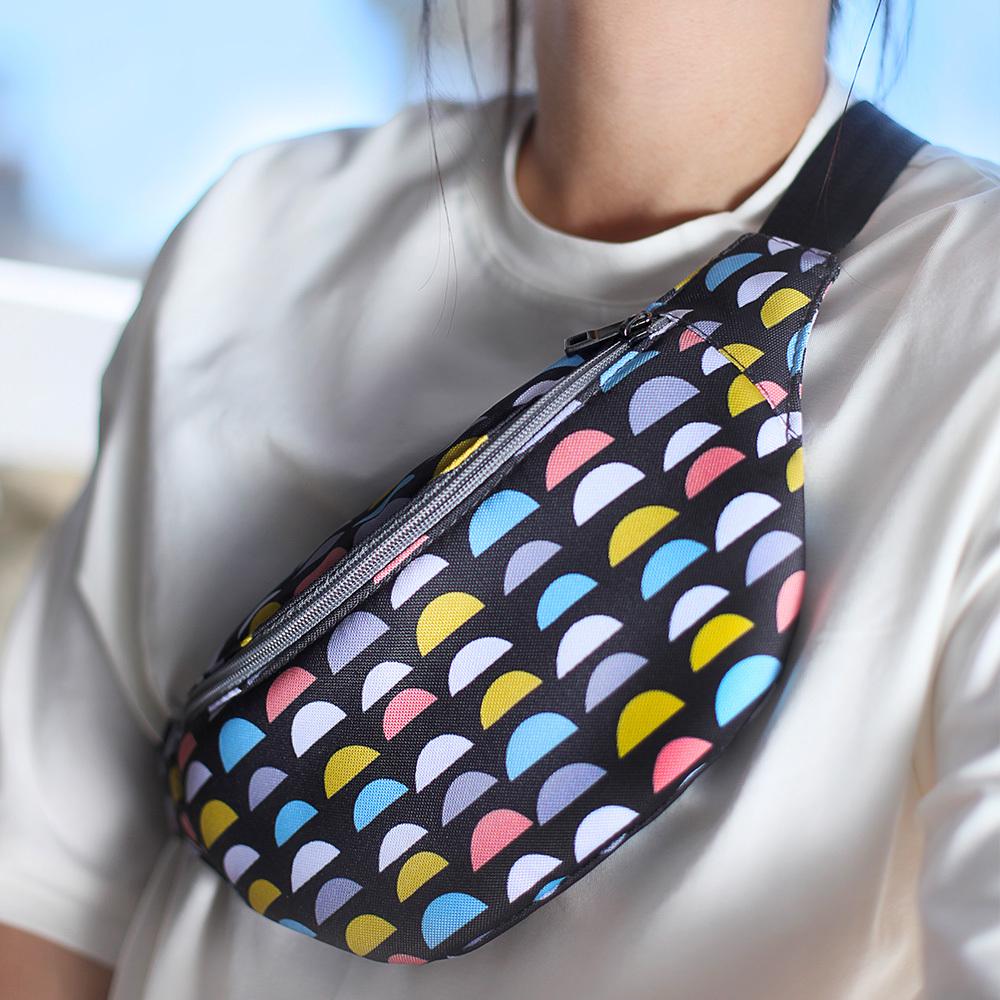 Сумка-бананка через плече та на пояс Presentville Bumbag Кольорові половинки на чорному фоні 27х16 см (BB_20J017_SE)
