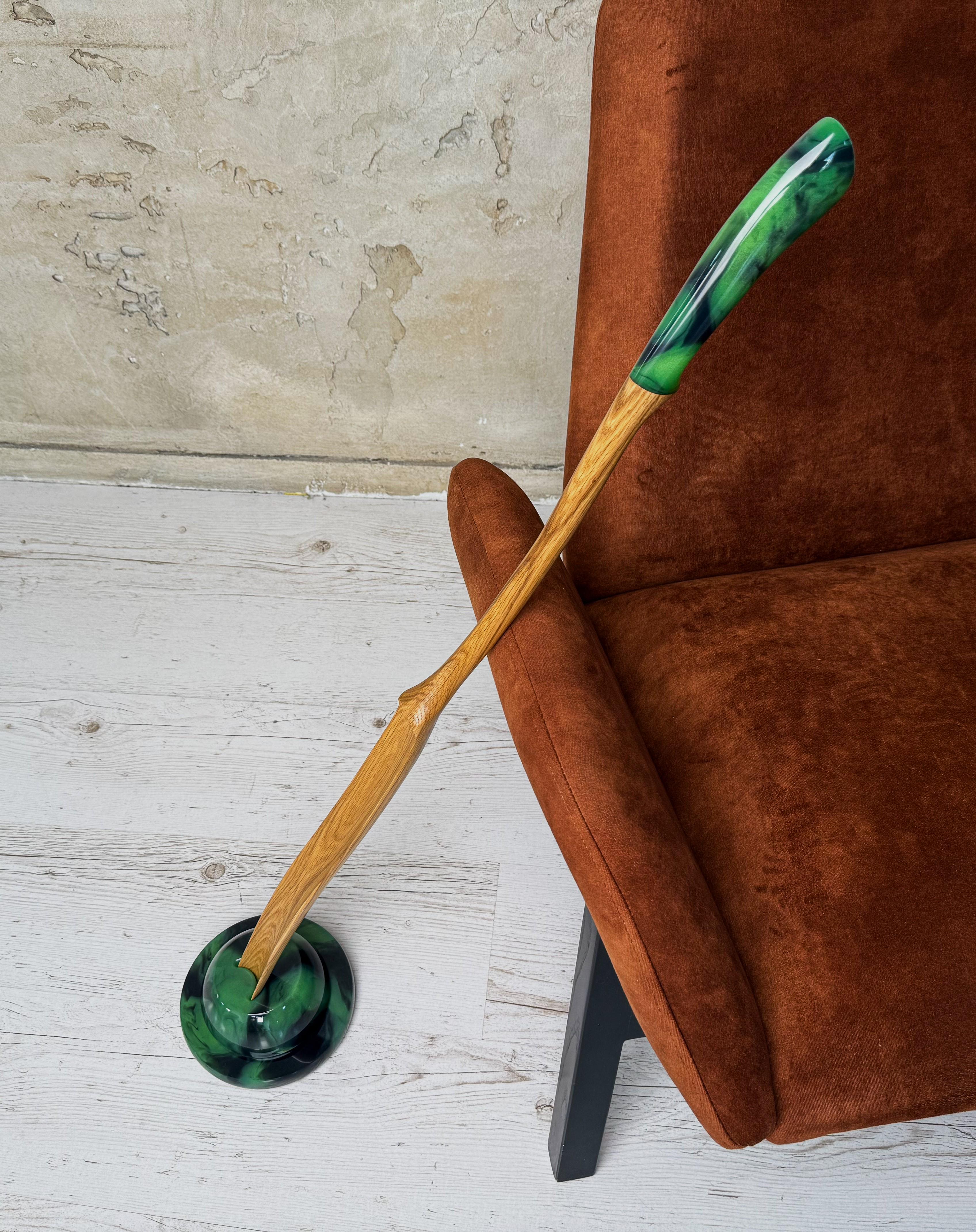 Ложка для обуви Klenn из дуба и эпоксидной смолы Бежевый/Зеленый - фото 2 Ложка для обуви Klenn из дуба и эпоксидной смолы Бежевый/Зеленый - фото 2