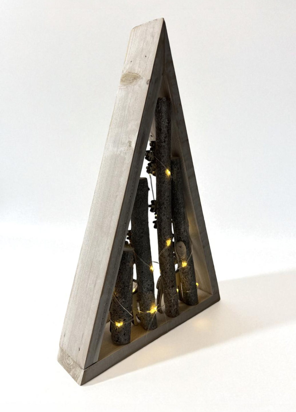 Новогодняя декорация Livarno Home Nordic Deer Tree деревянная с LED подсветкой 34,5 см Бежевый (7860) - фото 5 Новогодняя декорация Livarno Home Nordic Deer Tree деревянная с LED подсветкой 34,5 см Бежевый (7860) - фото 5